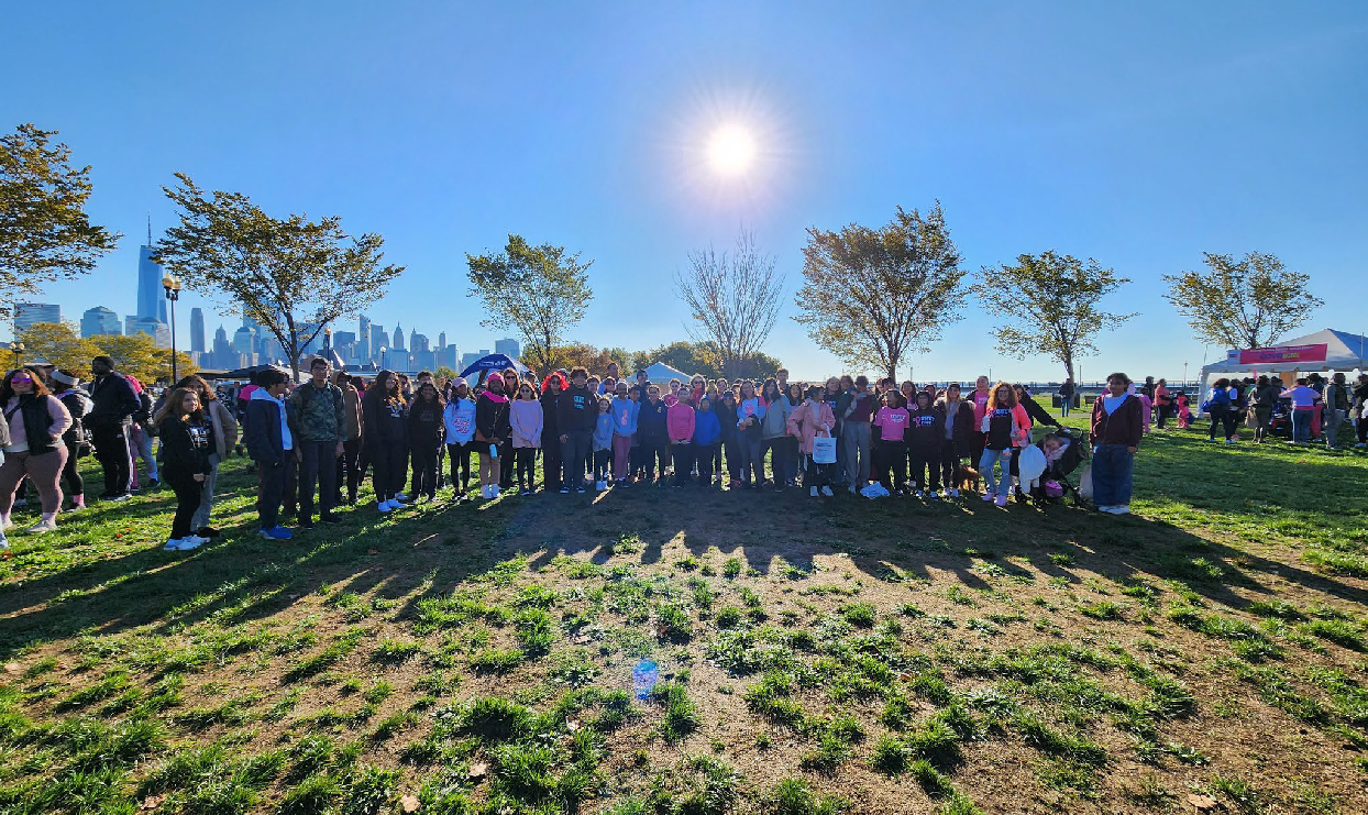 HCST Students Participate in Making Strides Against Breast Cancer Walk