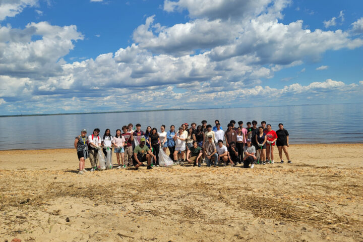 Cleaning for a Cause: High Tech’s Collaborative Coastal Cleanup